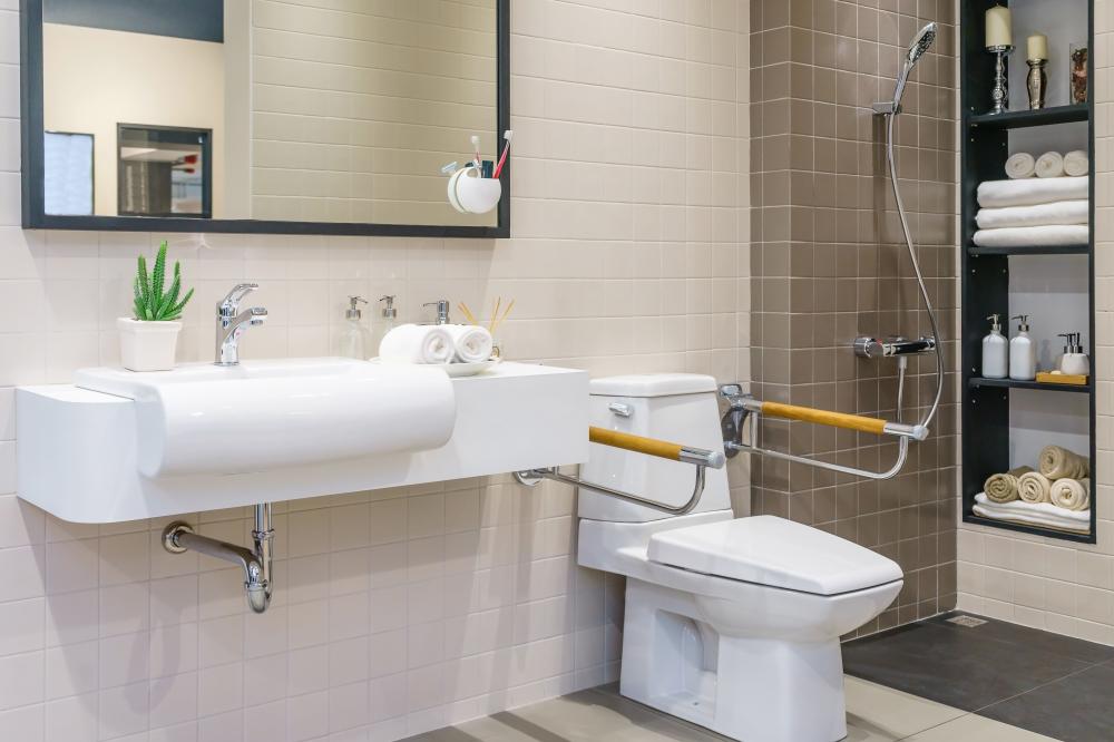 toilettes PMR à Le Havre